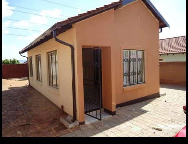 3 BEDROOM HOUSE FOR SALE IN SOSHANGUVE VV